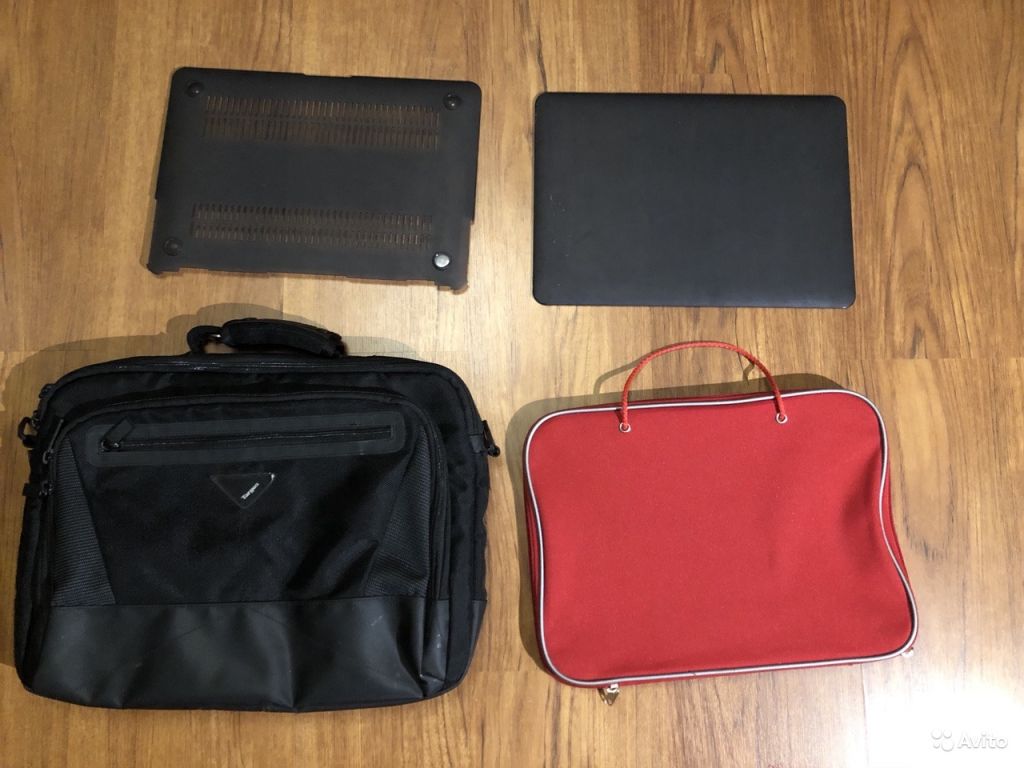 Накладки и сумка для MacBook Air 13 (2010-2017) в Москве. Фото 1