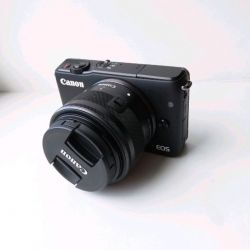 Фотоаппарат Canon EOS M10