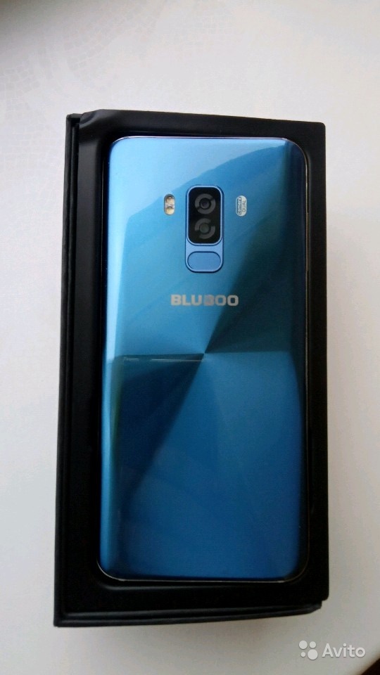 S8 Bluboo безрамочный смартфон (синий) в Москве. Фото 1