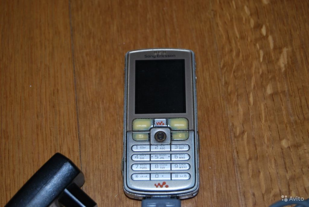 Телефон Sony Б/У в ремонт или на зап. части в Москве. Фото 1