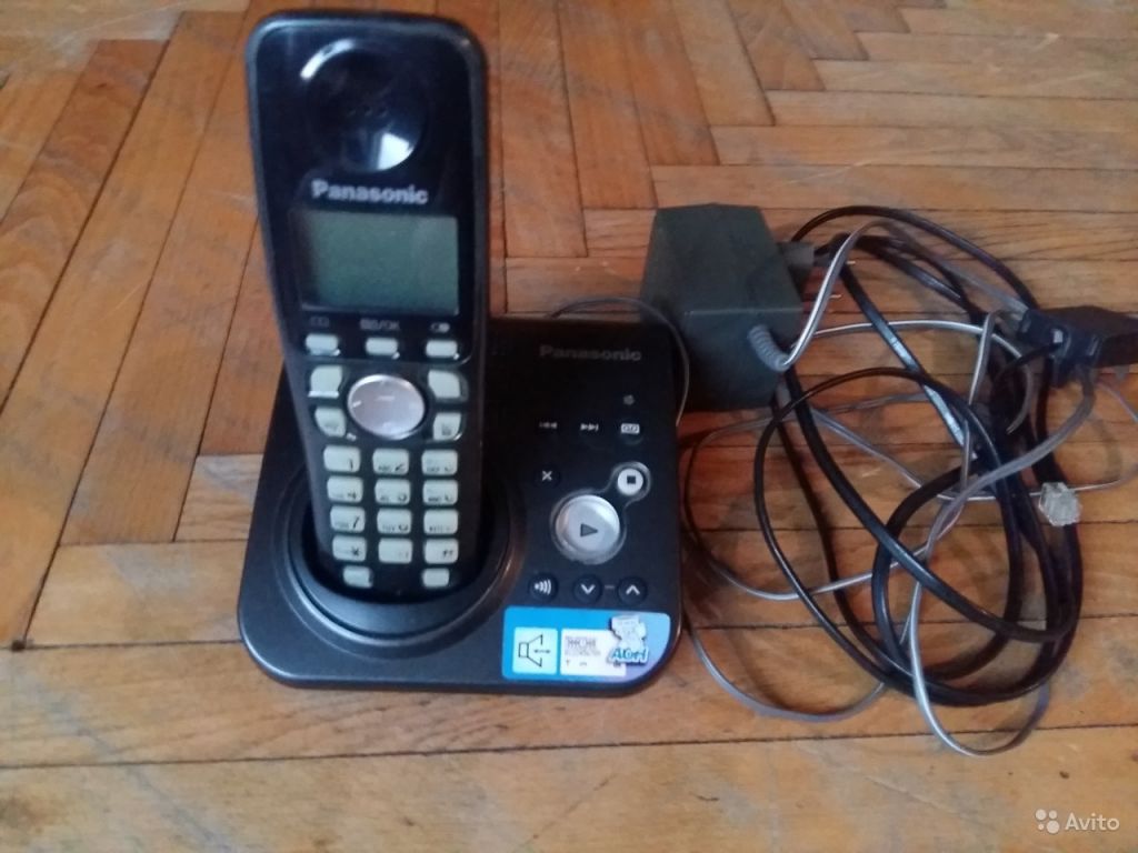 Телефон Panasonic KX-TG7225RU в Москве. Фото 1