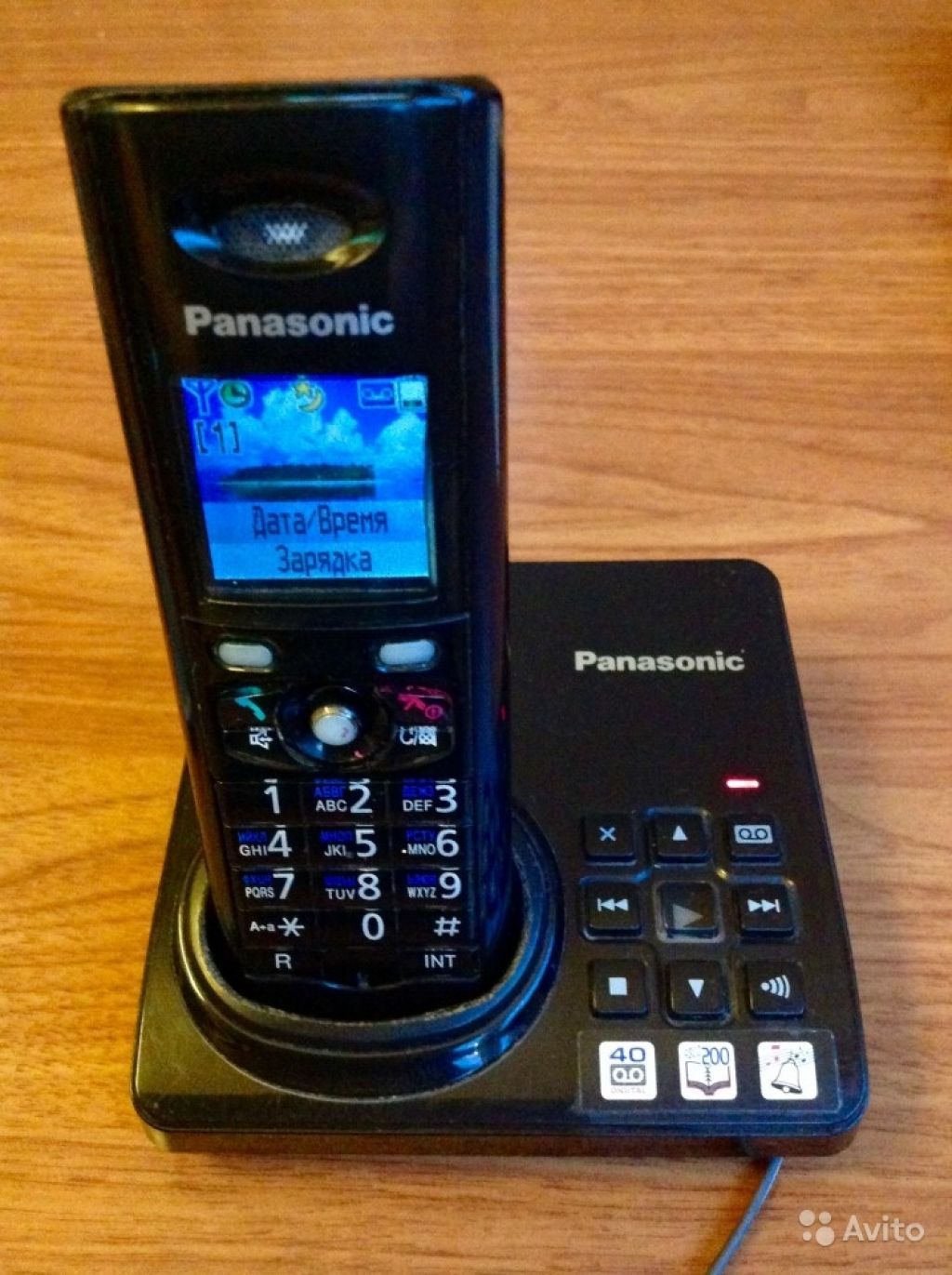 Телефон Panasonic KX-TG8225RU в Москве. Фото 1