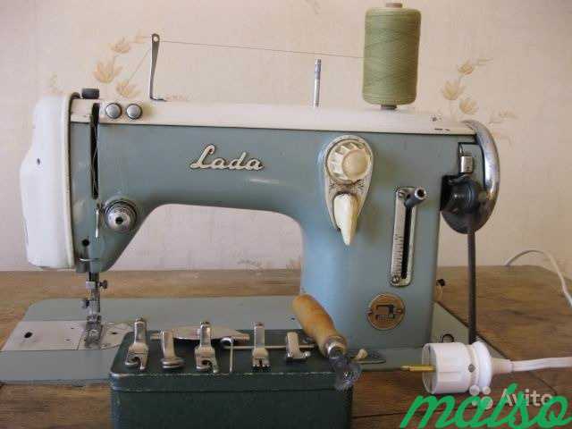 Ножная швейная машинка Лада 236 в Москве. Фото 2