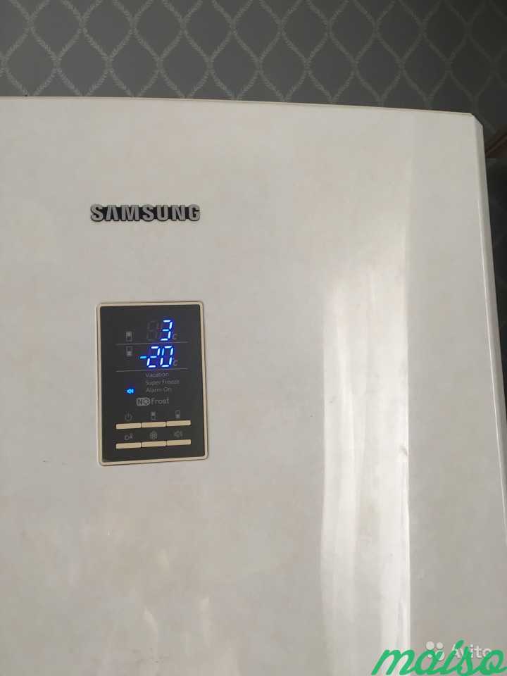 Холодильник 2-х камерный SAMSUNG RL34ecvb1 в Москве. Фото 2