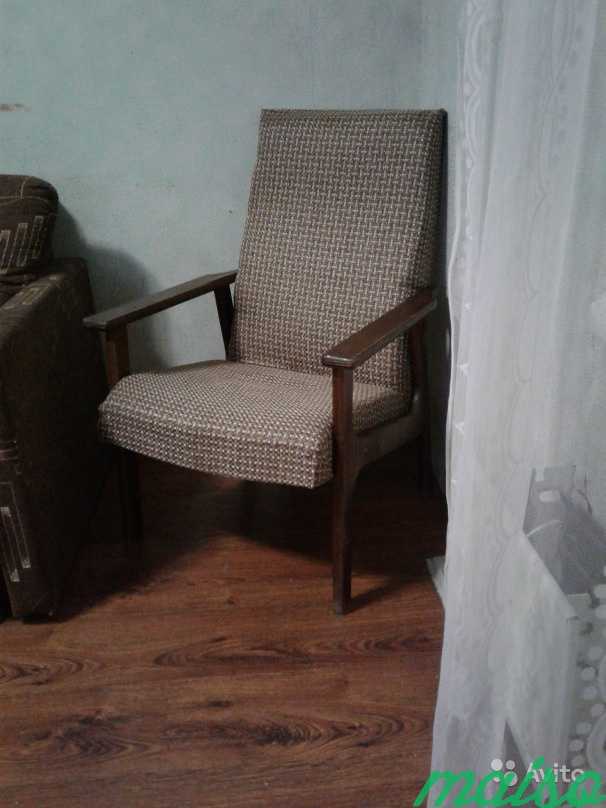 Советское кресло в Москве. Фото 1