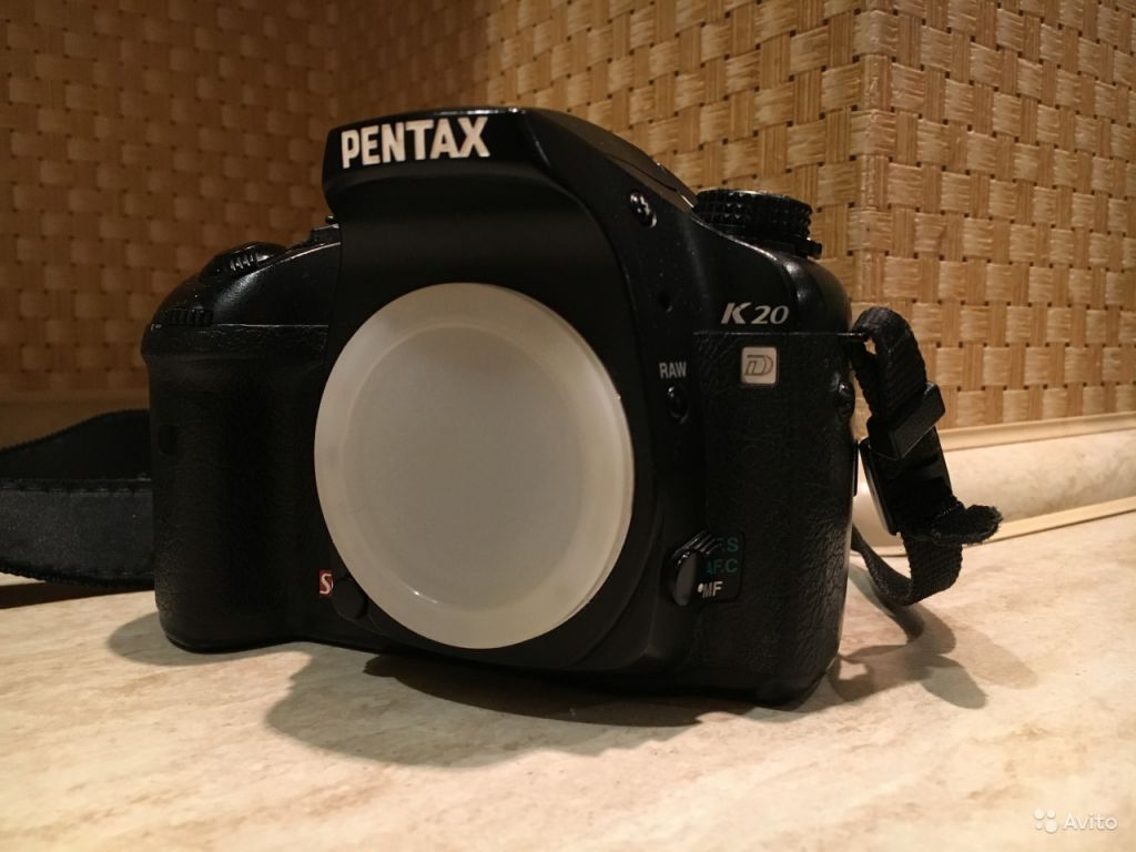 Зеркальный фотоаппарат Pentax K20D в Москве. Фото 1