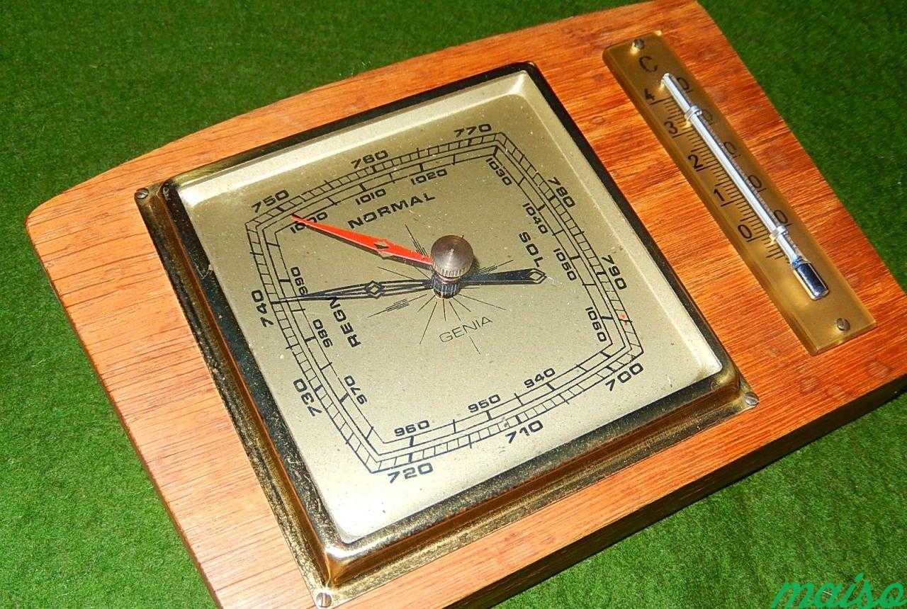 Старинный барометр с термометром, Германия в Москве. Фото 10