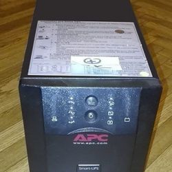Источник питания APC Smart-UPS SUA750i 750VA